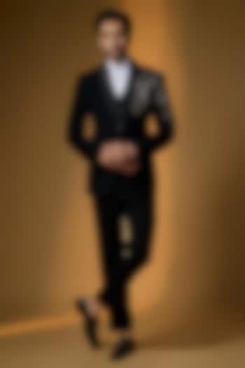 Black Suiting Embroidered Tuxedo Set by PARV DESIGN STUDIO at Pernia's Pop Up Shop