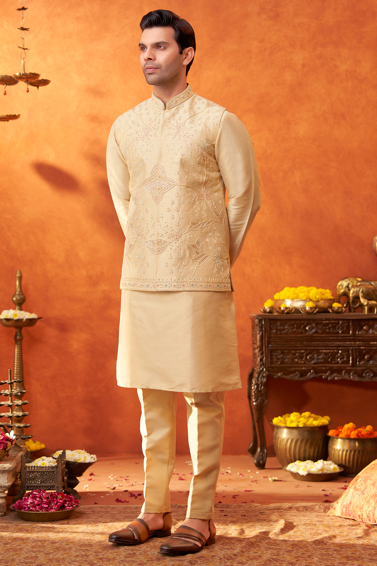 Gold Raw Silk Cutdana Embroidered Bundi Jacket Set by PARV DESIGN STUDIO