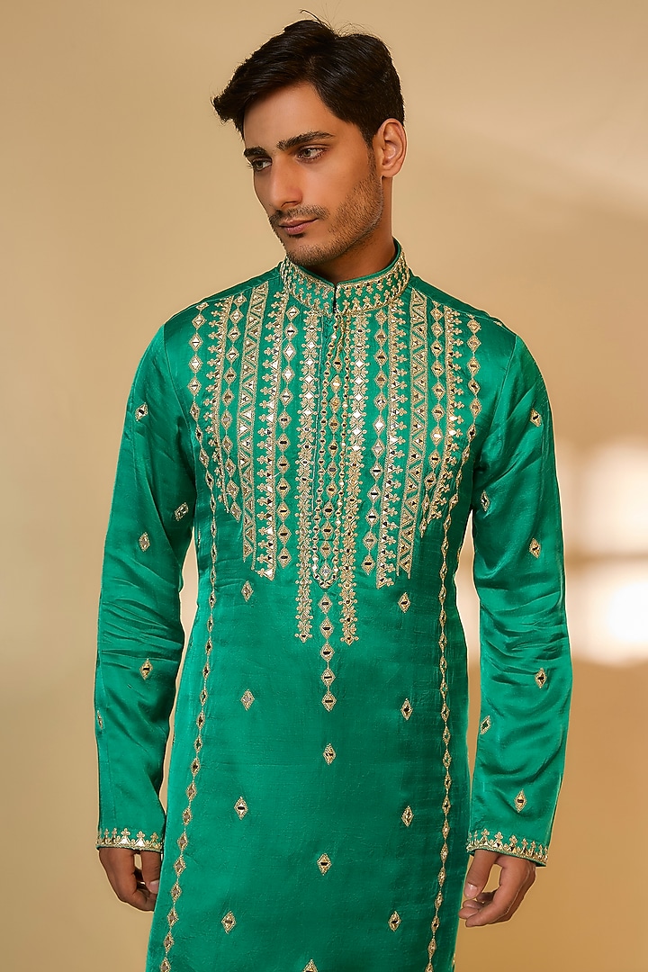 Green Linen Satin Silk Zari & Mirror Embroidered Kurta Set by PARV DESIGN STUDIO at Pernia's Pop Up Shop