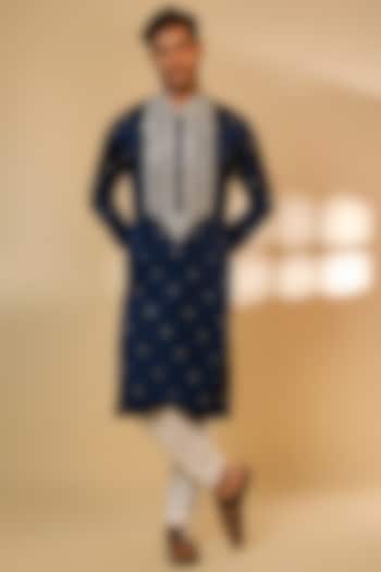 Navy Blue Linen Satin Silk Zari Embroidered Kurta Set by PARV DESIGN STUDIO