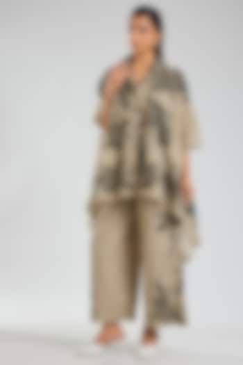 Natural Beige & Black Handloom Cotton Thread Embroidered Cape by Peachoo at Pernia's Pop Up Shop
