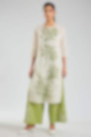 Grass Green Handloom Cotton Cutwork Embroidered Pants by Peachoo at Pernia's Pop Up Shop