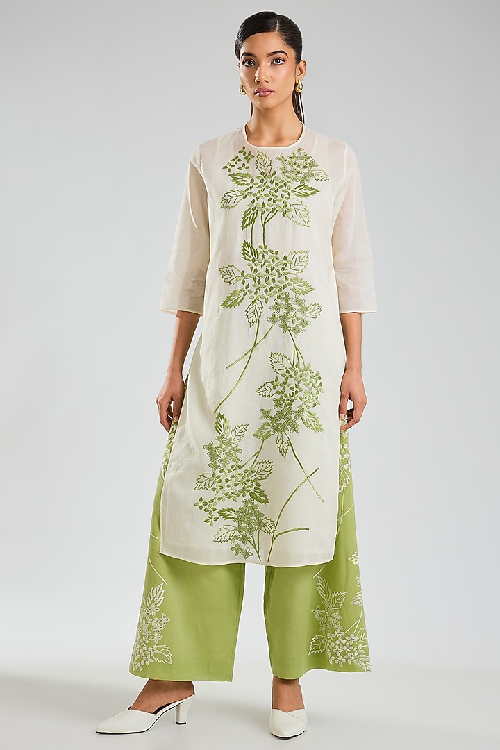 Grass Green Handloom Cotton Cutwork Embroidered Pants by Peachoo at Pernia's Pop Up Shop