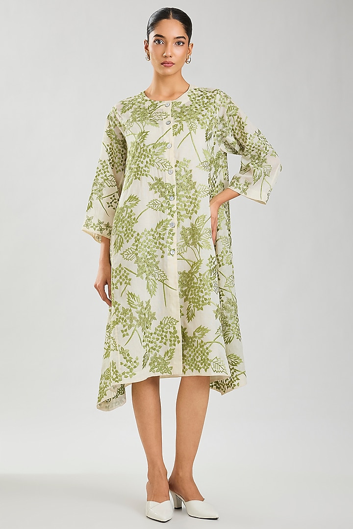 Ecru & Green Handloom Cotton Cutwork Jacket by Peachoo at Pernia's Pop Up Shop