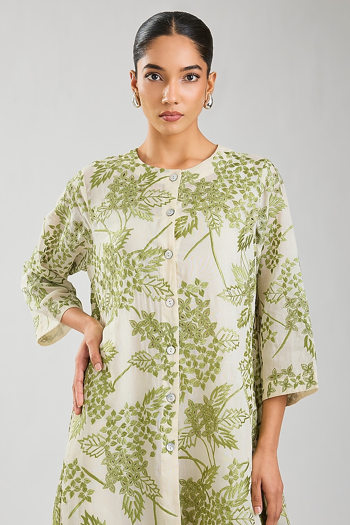 Ecru & Green Handloom Cotton Cutwork Jacket by Peachoo at Pernia's Pop Up Shop