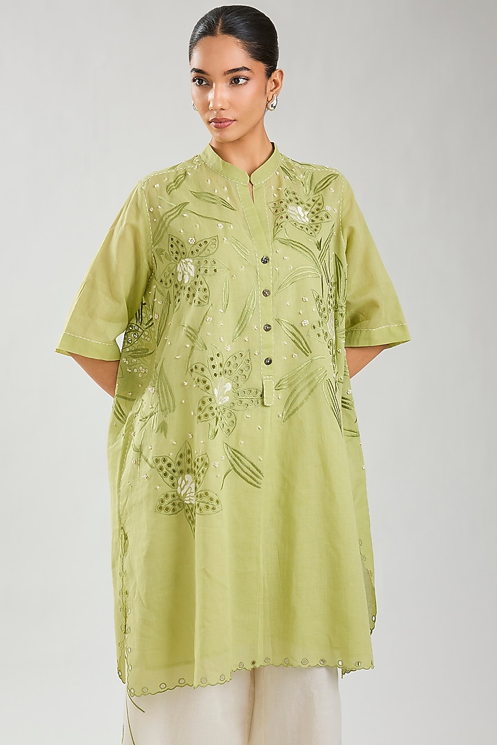 Ecru & Green Handloom Cotton Cutwork Tunic by Peachoo at Pernia's Pop Up Shop