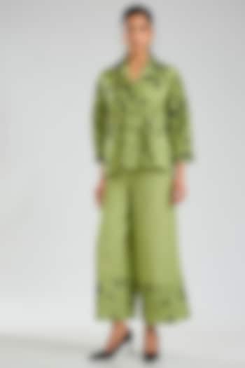 Grass Green Handloom Cotton Pants by Peachoo at Pernia's Pop Up Shop