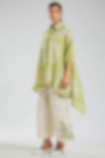 Ecru & Grass Green Handloom Cotton Pants by Peachoo at Pernia's Pop Up Shop