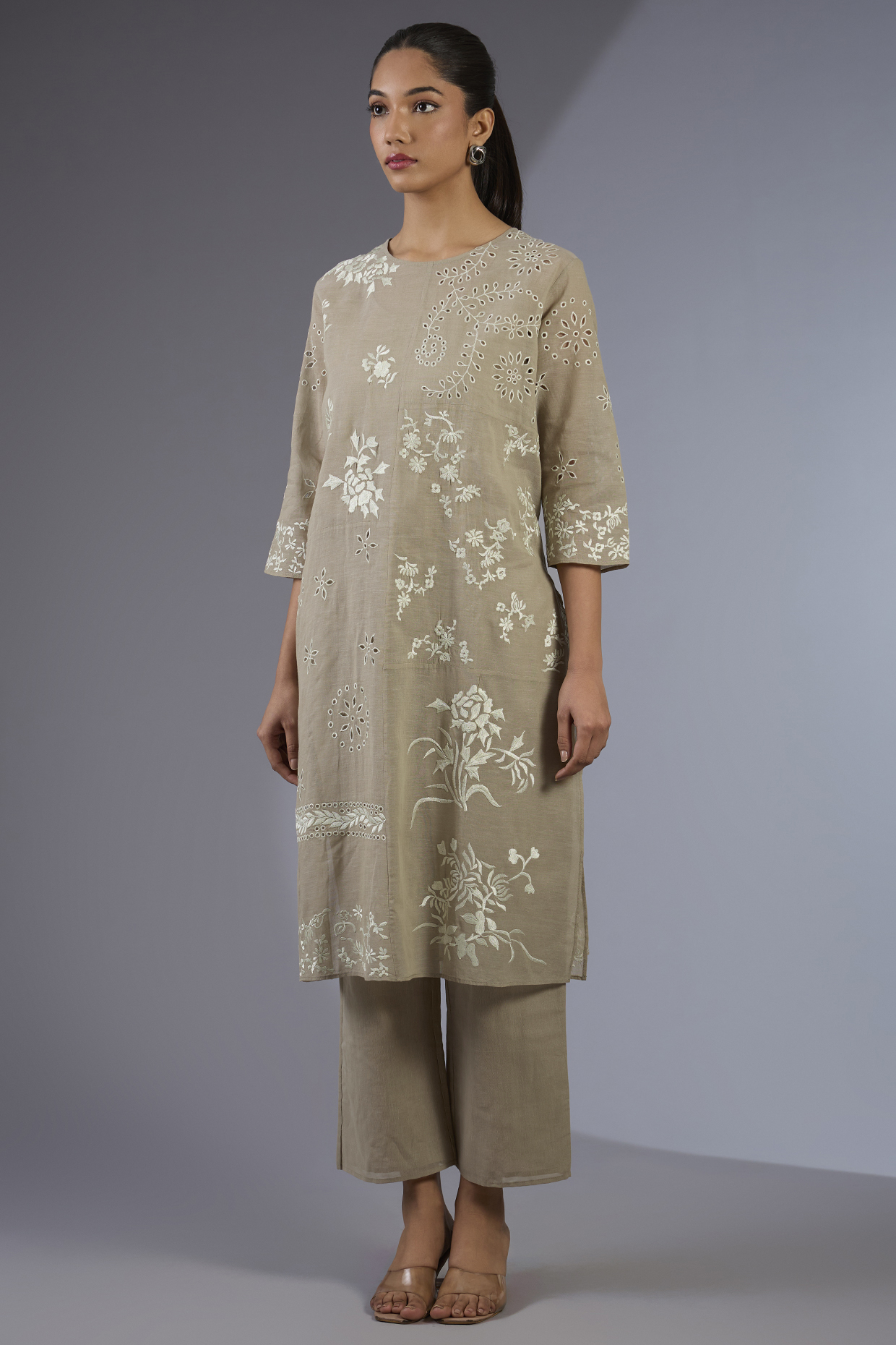 Ecru Handloom Thread Embroidered Kurta by Peachoo at Pernia's Pop Up Shop
