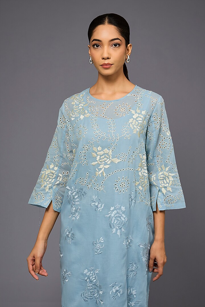 Ice Ecru Handloom Cotton Thread Embroidered Kurta by Peachoo at Pernia's Pop Up Shop