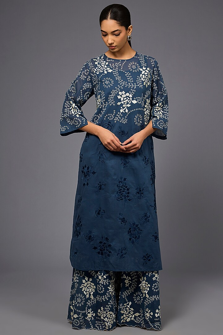 Space Ecru Handloom Cotton Thread Embroidered Kurta by Peachoo at Pernia's Pop Up Shop