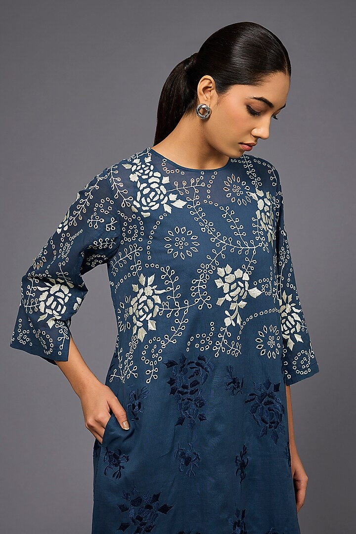 Space Ecru Handloom Cotton Thread Embroidered Kurta by Peachoo at Pernia's Pop Up Shop