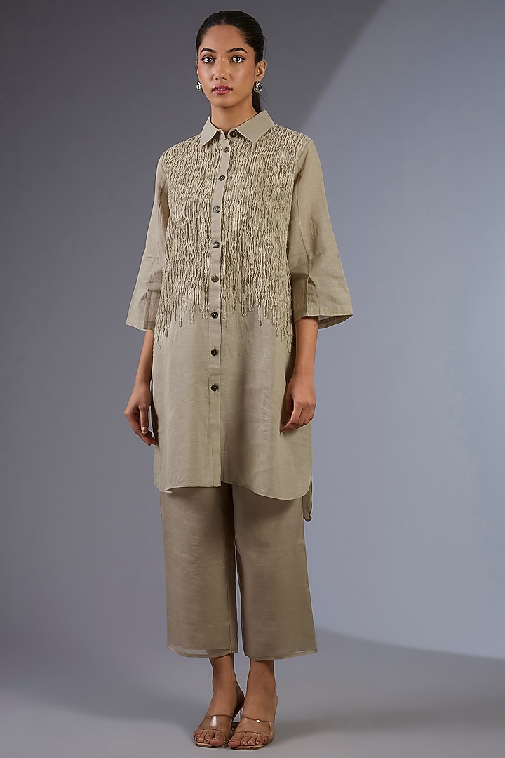 Natural Beige Cotton Thread Embroidered Handloom Kurta by Peachoo at Pernia's Pop Up Shop