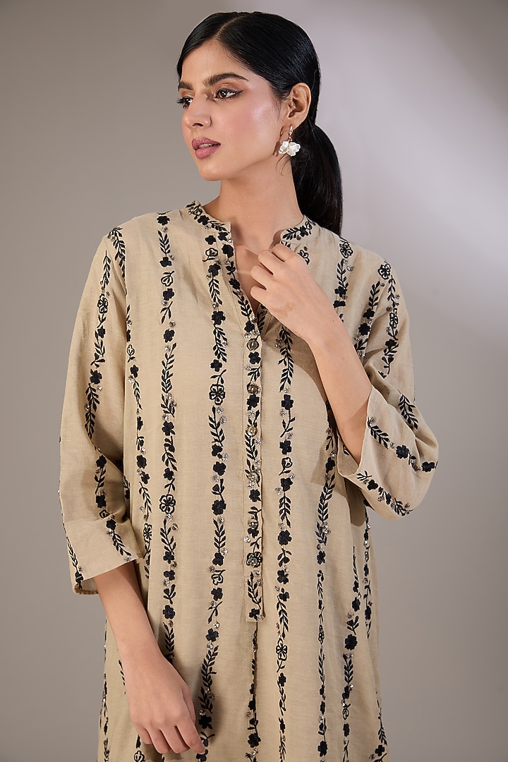 Beige Handloom Cotton Thread Embroidered Kurta by Peachoo at Pernia's Pop Up Shop