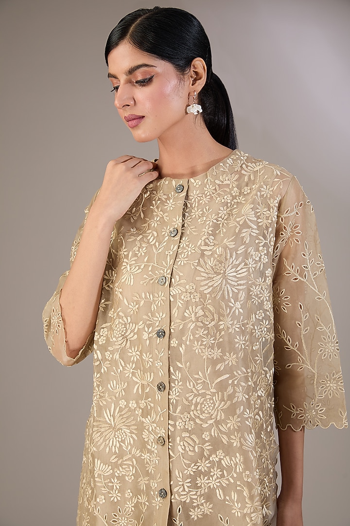Beige Silk Organza Thread & Cutwork Embroidered Kurta by Peachoo at Pernia's Pop Up Shop