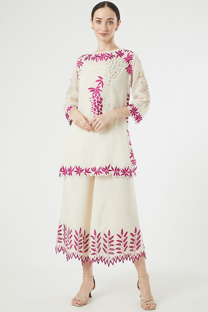 Ecru & Magenta Cotton Thread Embroidered Kurta Set by Peachoo at Pernia's Pop Up Shop