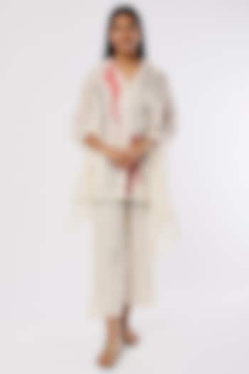 Ecru Handloom Cotton Thread Embroidered Cape Set by Peachoo at Pernia's Pop Up Shop