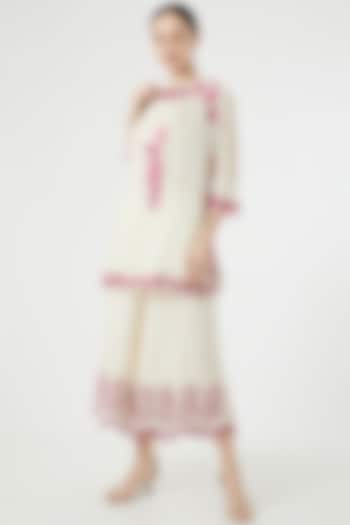 Ecru & Magenta Cotton Thread Embroidered Pants by Peachoo at Pernia's Pop Up Shop