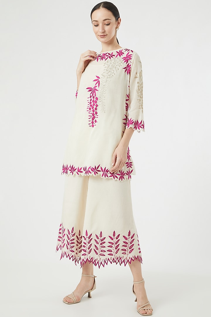 Ecru & Magenta Cotton Thread Embroidered Pants by Peachoo at Pernia's Pop Up Shop