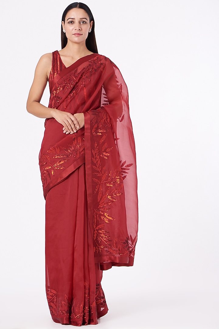 Red Organza Hand Embroidered Wedding Saree by Peachoo at Pernia's Pop Up Shop