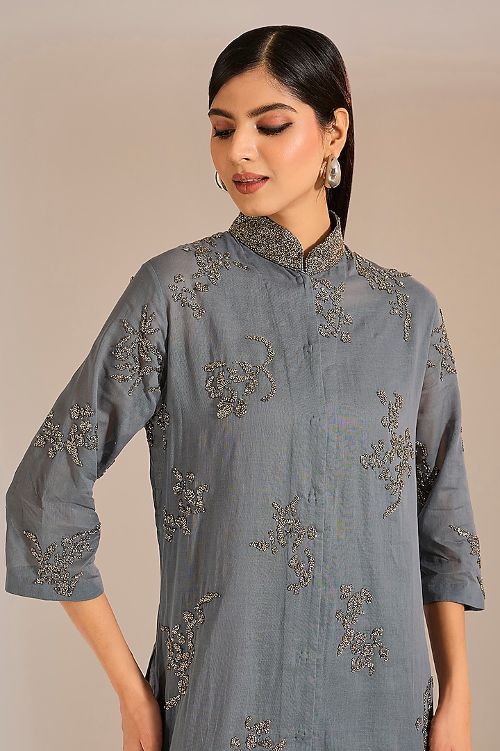 Shadow Silver Handloom Cotton Bead Embroidered Kurta by Peachoo at Pernia's Pop Up Shop
