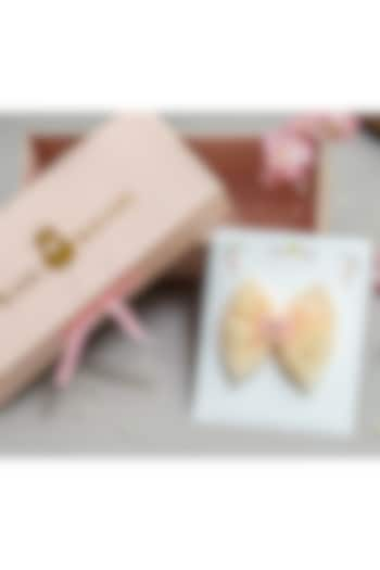 Peach & Off-White Net Pearl Work Bow Hair Clip For Girls by PEAR BEAR at Pernia's Pop Up Shop