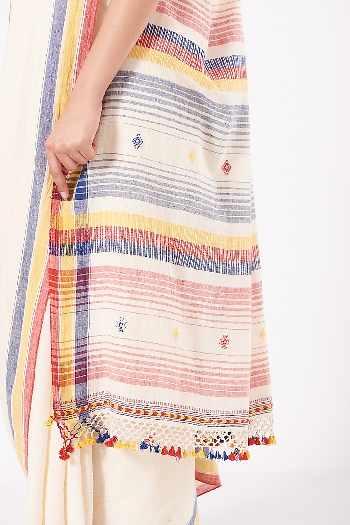 White Cotton Handwoven Festive Saree by Peeli Kothi at Pernia's Pop Up Shop