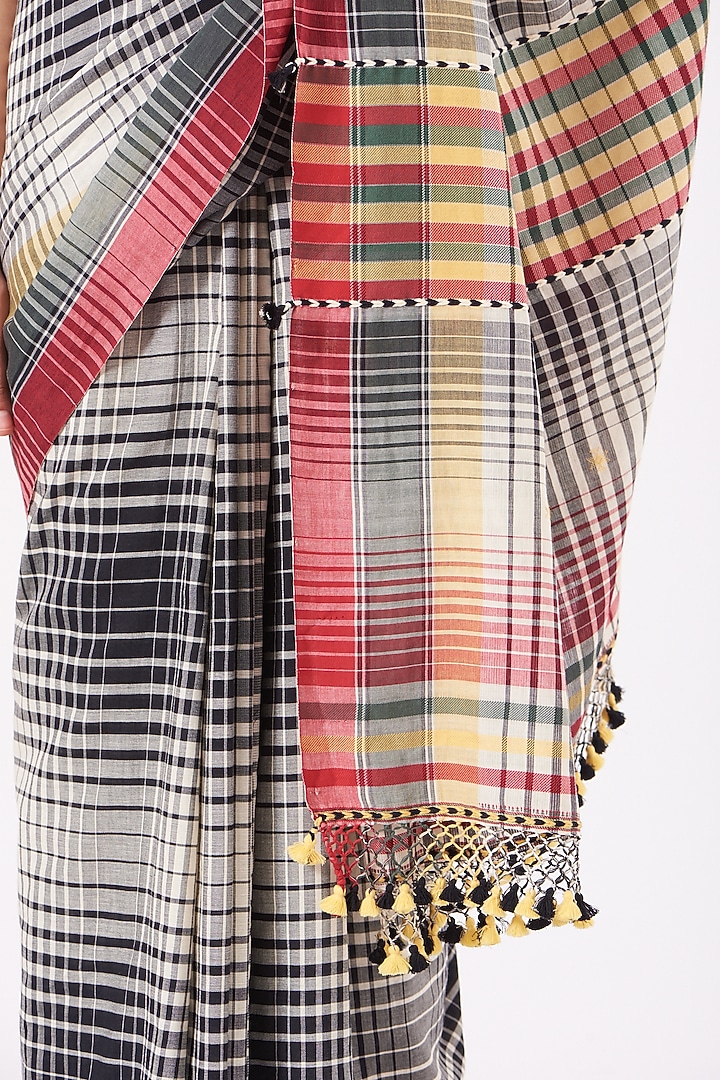 Black & White Cotton Checkered Festive Saree by Peeli Kothi at Pernia's Pop Up Shop