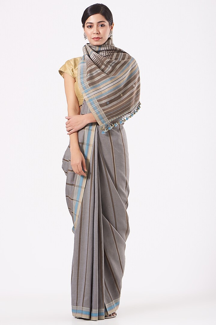 Grey Cotton Handwoven Saree by Peeli Kothi