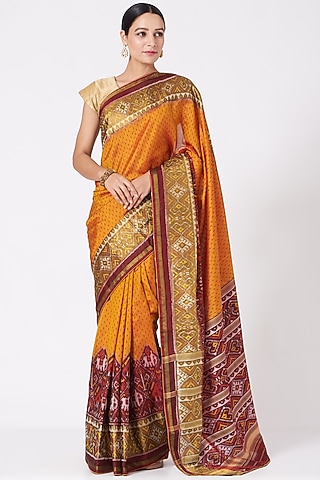 Sunset Yellow Handwoven Ikat Saree Set by Peeli Kothi