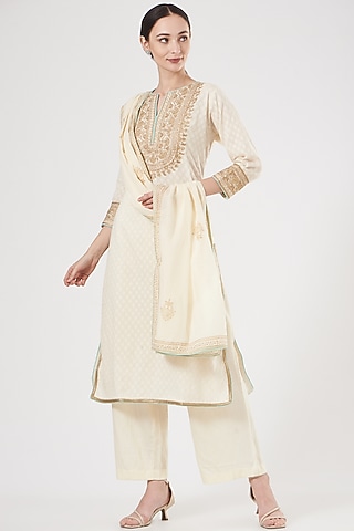 Off-White Embroidered Kurta Set by Peenacolada
