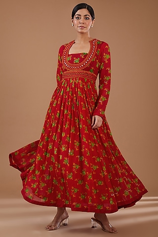 Shop Designer Dress Patterns for Women Online from India's Luxury Designers  2023