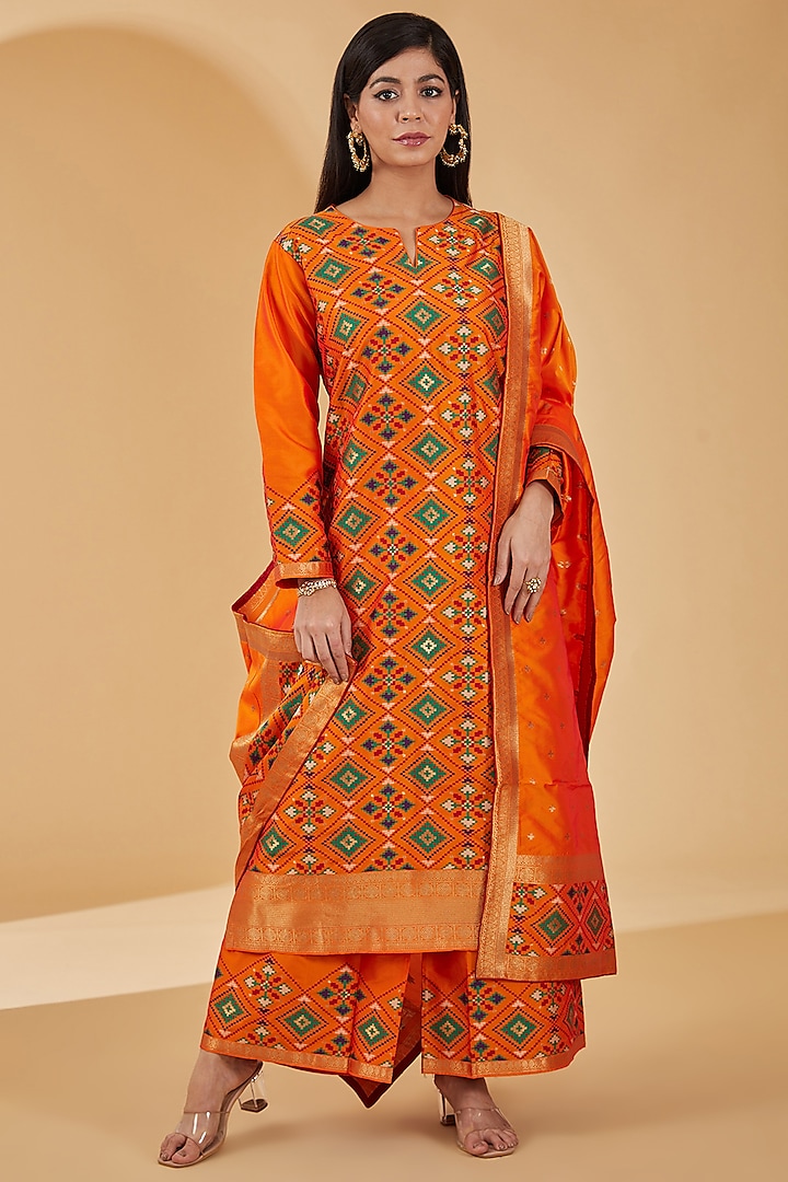 Orange Woven Silk Kurta Set by Peenacolada at Pernia's Pop Up Shop