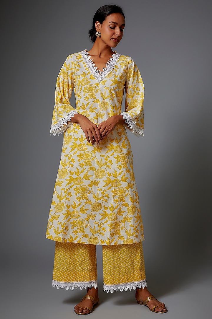 Yellow Cotton Printed Kurta Set by Pehnaav at Pernia's Pop Up Shop