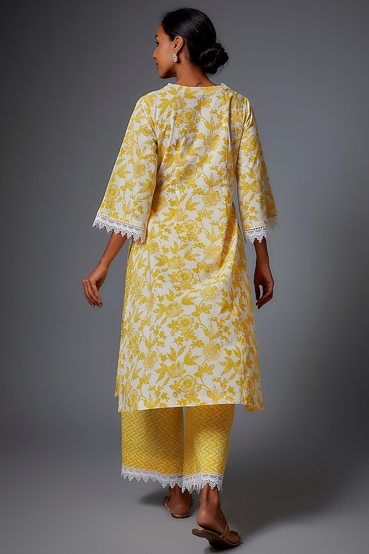 Yellow Cotton Printed Kurta Set by Pehnaav at Pernia's Pop Up Shop