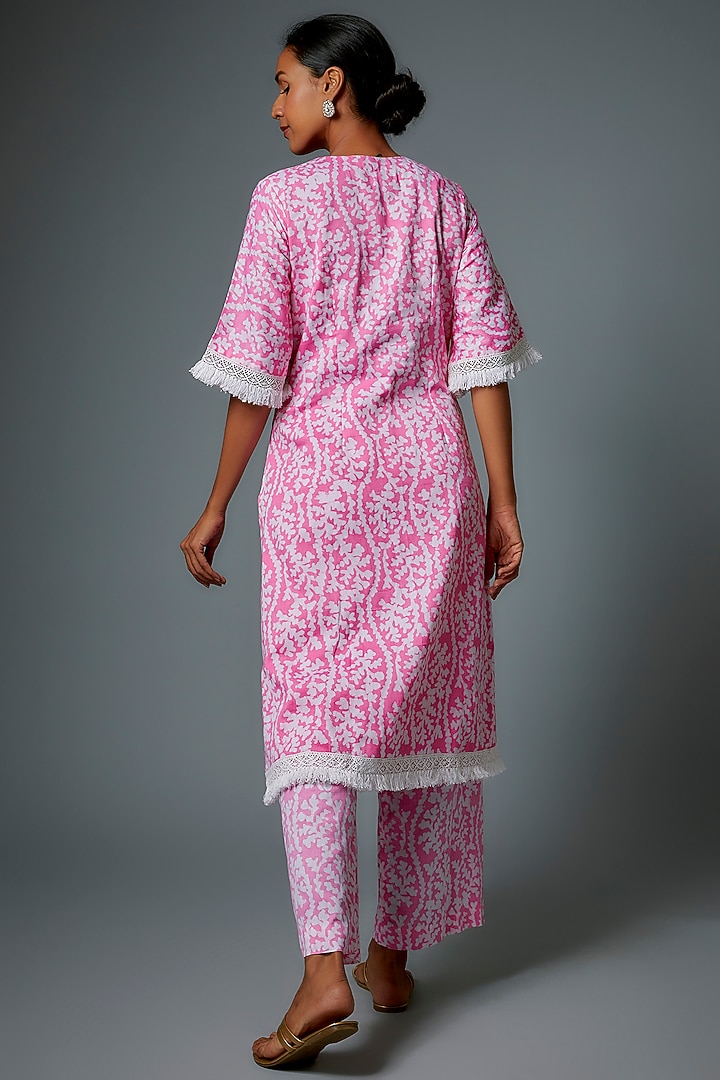 Pink Cotton Printed Kurta Set by Pehnaav at Pernia's Pop Up Shop