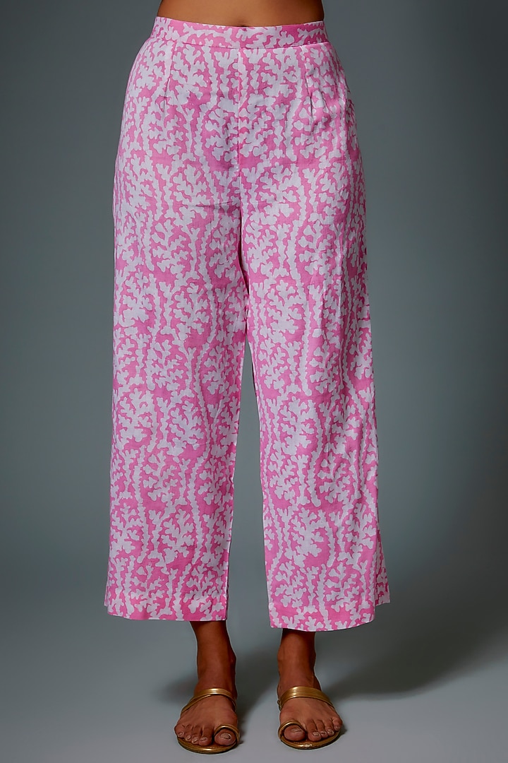 Pink Cotton Printed Kurta Set by Pehnaav at Pernia's Pop Up Shop