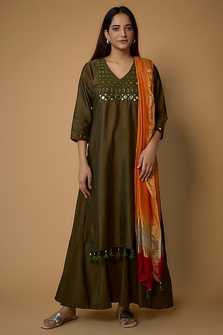 Green Cotton Silk Embroidered Kurta Set by Pehnaav