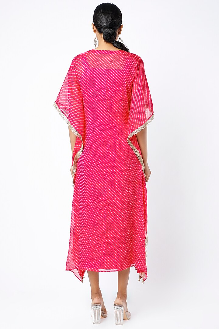 Pink Georgette Leheriya Kaftan by Pehnaav at Pernia's Pop Up Shop