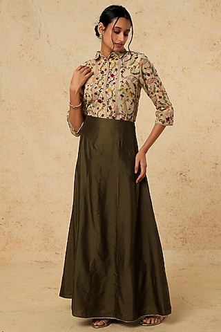 Green Cotton Silk Skirt Set by Pehnaav