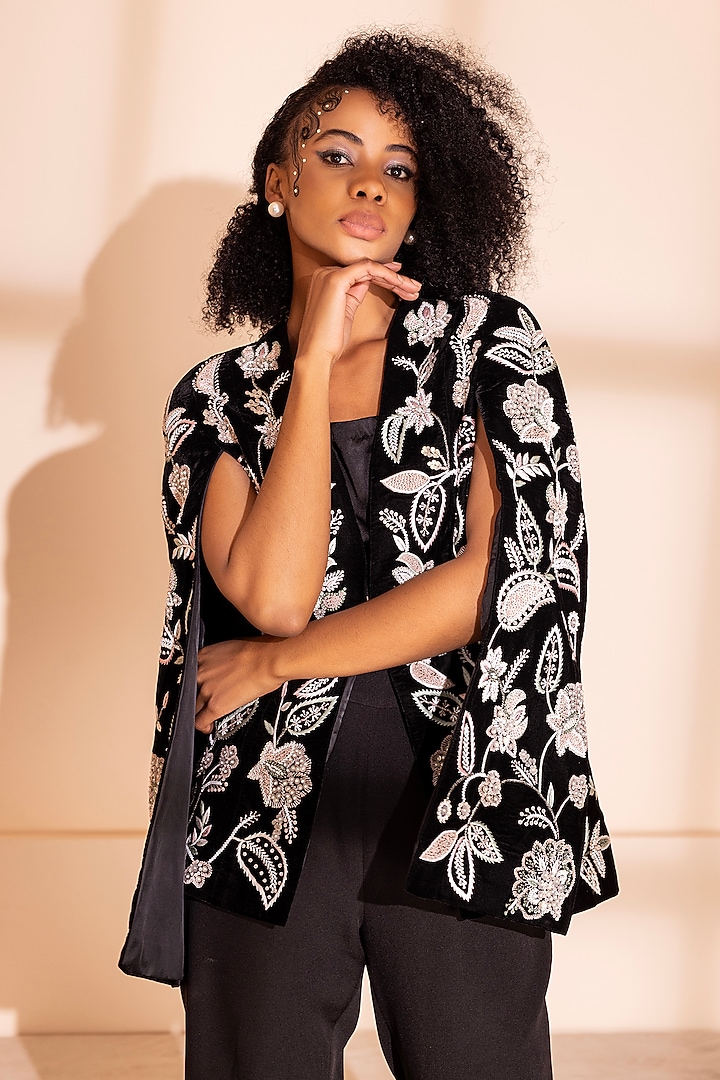 Black Velvet Floral Embroidered Cape Set by PEHR ARORA at Pernia's Pop Up Shop