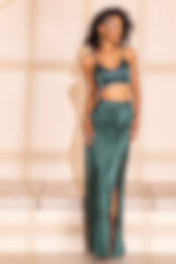 Emerald Green Crinkle Straight Skirt Set by PEHR ARORA at Pernia's Pop Up Shop