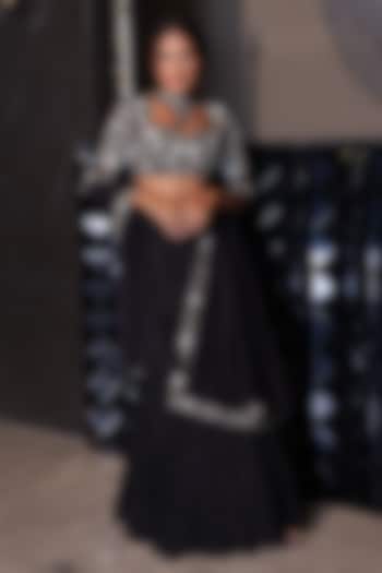 Black Crinkled Wedding Lehenga Set by PEHR ARORA at Pernia's Pop Up Shop