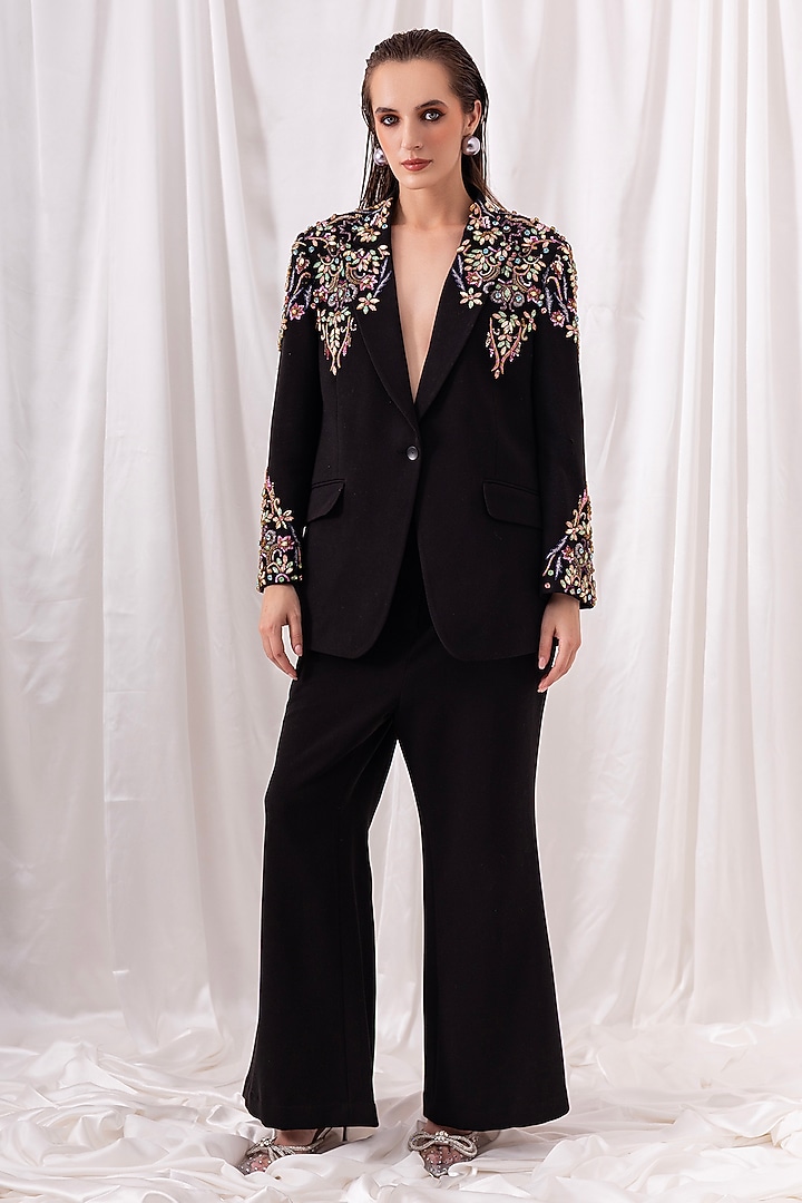 Black Banana Crepe Hand Embroidered Pant Set by PEHR ARORA at Pernia's Pop Up Shop