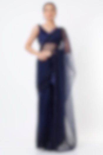 Navy Blue Hand Embroidered Wedding Saree Set by Pooja Peshoria at Pernia's Pop Up Shop