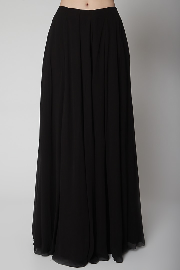 Black Embroidered Wedding Sharara Set by Pooja Peshoria at Pernia's Pop Up Shop