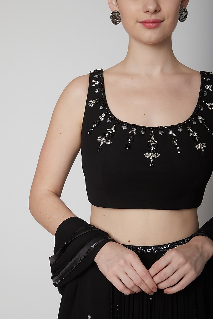 Black Hand Embroidered Lehenga Set by Pooja Peshoria at Pernia's Pop Up Shop