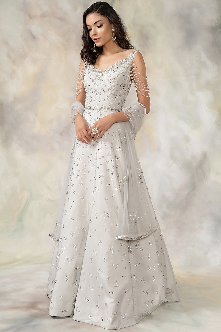 Silver Hand Embroidered Wedding Gown by Pooja Peshoria at Pernia's Pop Up Shop