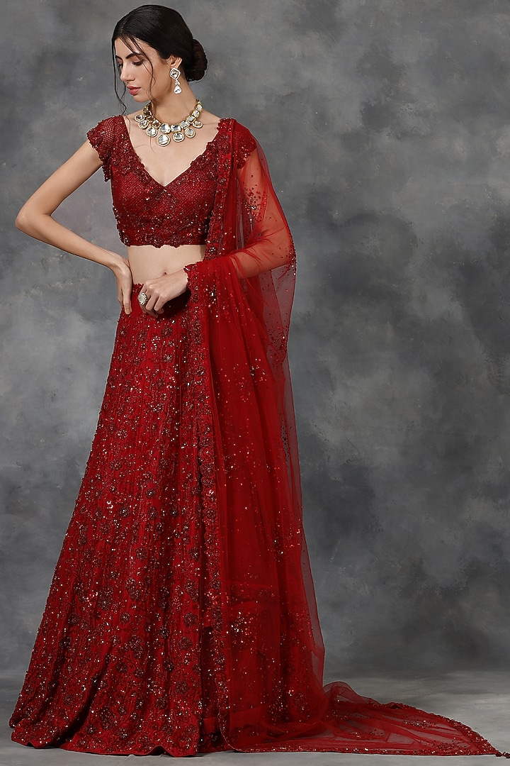 Red Hand Embroidered Lehenga Set Design by Pooja Peshoria at Pernia's Pop Up Shop 2024