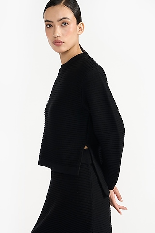 Black Ultra Fine Natural Merino Wool Top by PERONA
